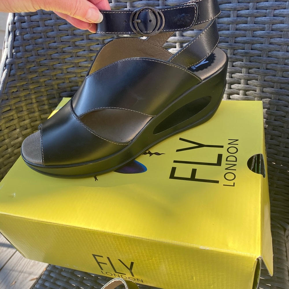 Fly London black leather sandal